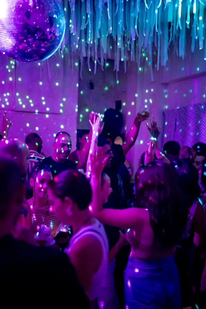 Kirki Bar Skiathos: Top cocktail bar in Skiathos with handcrafted drinks, vibrant nightlife & live music. Experience unique flavours in Skiathos Town. Visit us!