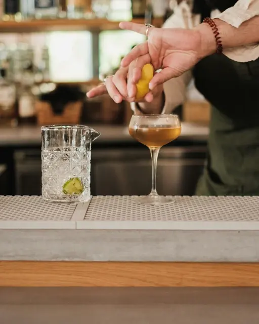 Bar consultant kirki bar Medium